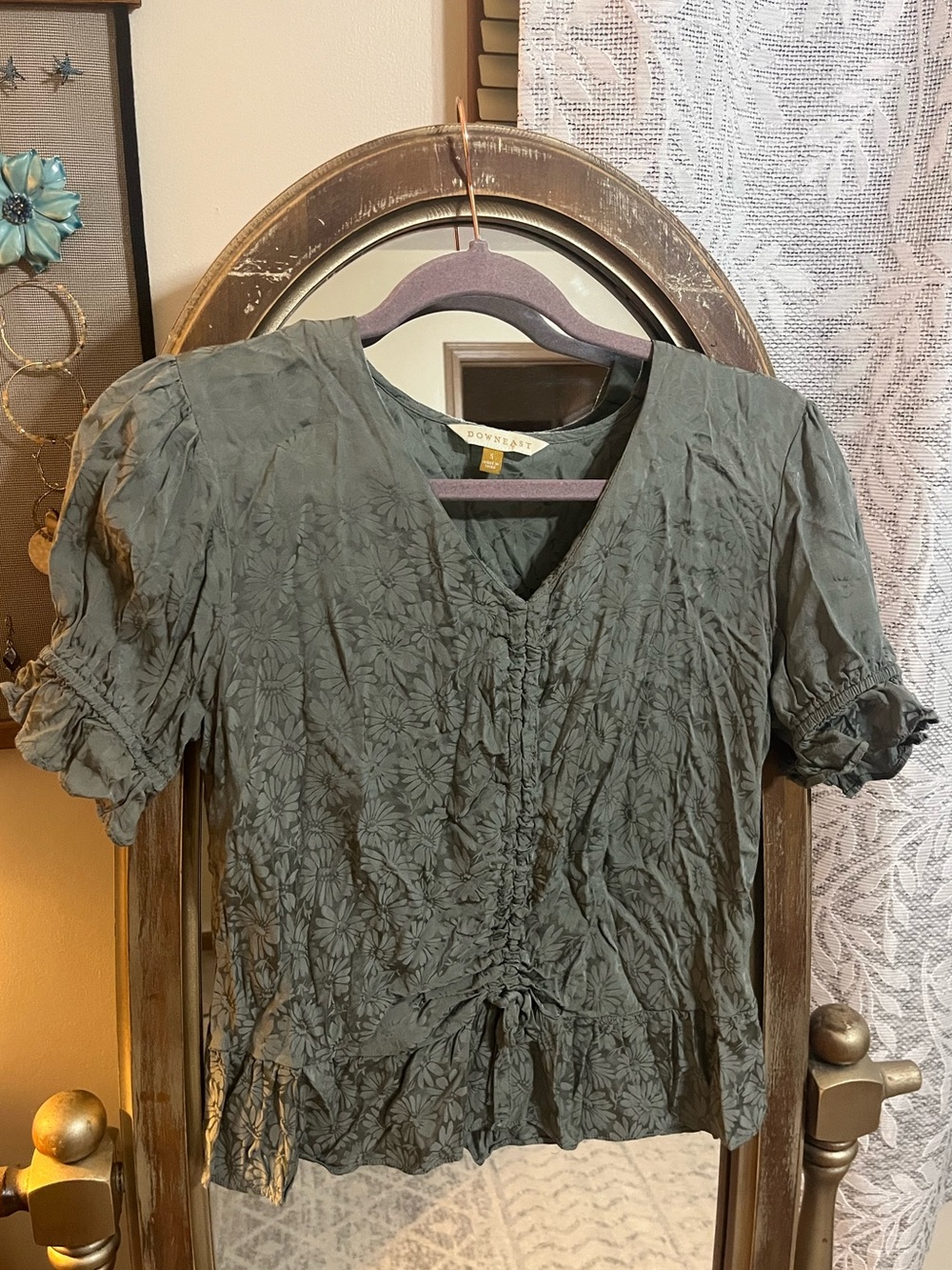 DownEast Olive Green Floral Crinkle V-Neck Peplum Blouse